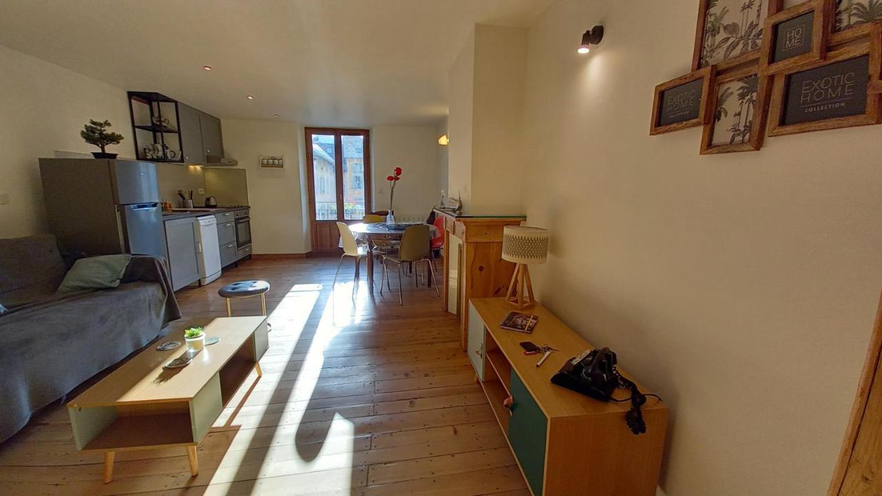 Appartement De Charme Le 1707 Au Coeur De La Cite Vauban Briançon Exterior foto
